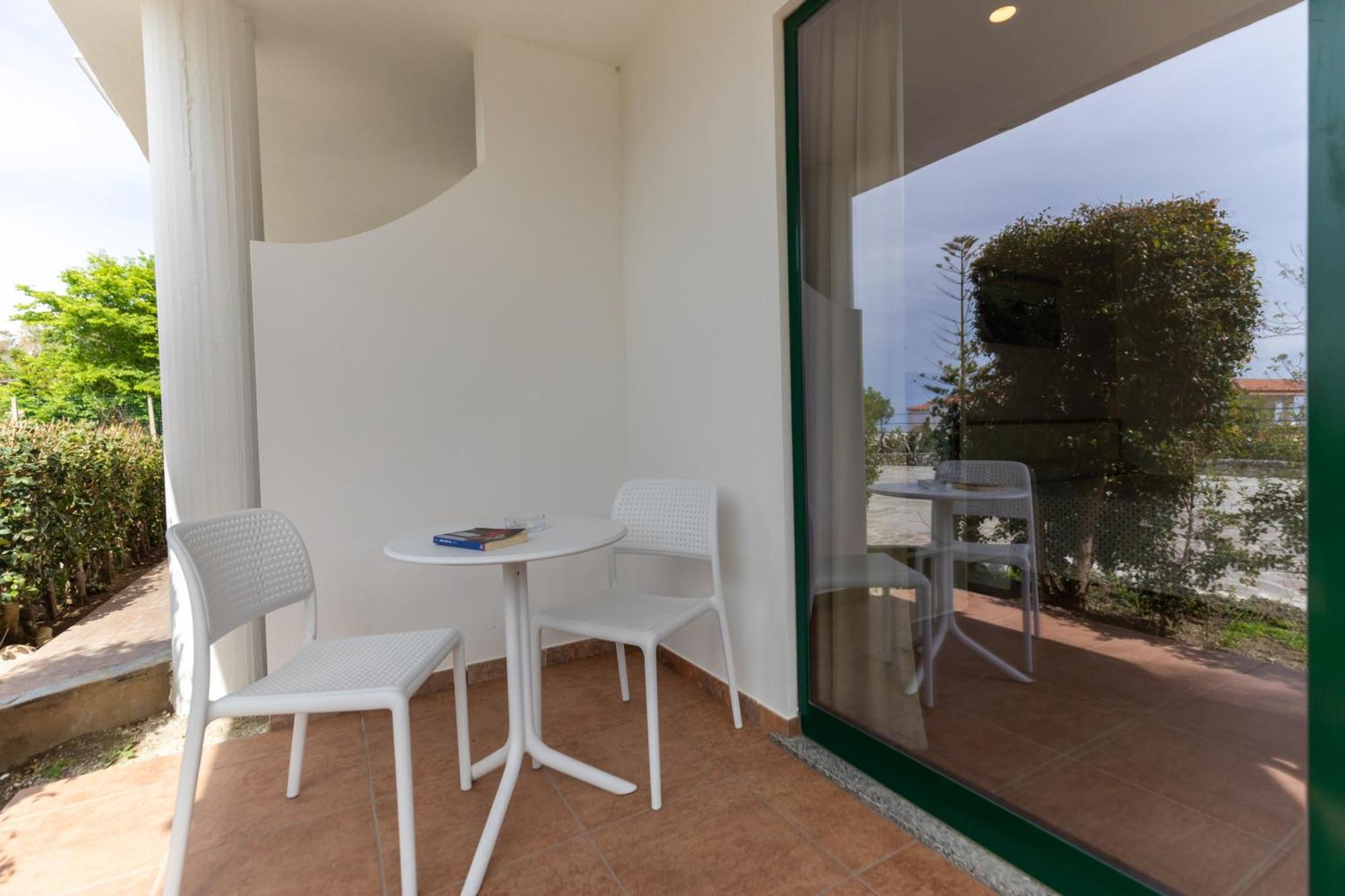 Hotel Marinella Capo Vaticano Exteriör bild
