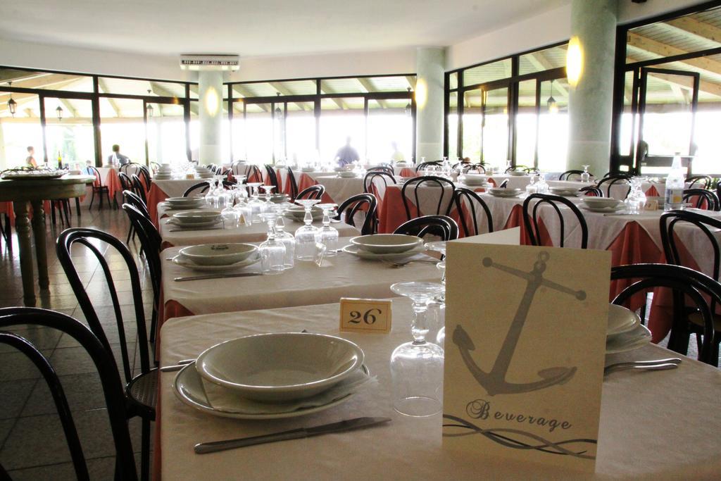 Hotel Marinella Capo Vaticano Exteriör bild